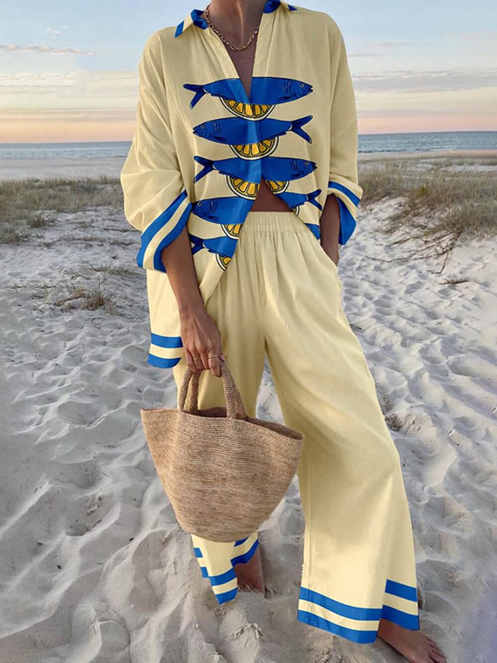 Gisela | Oversized blouse with ocean print from island style and trousers with elastic pockets