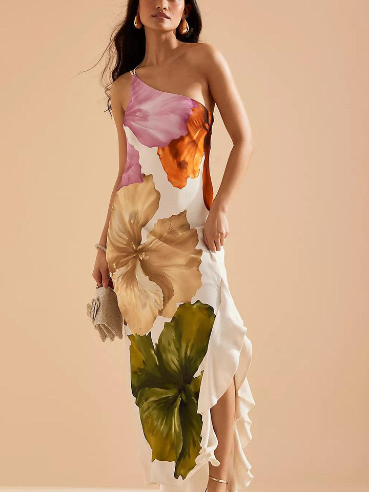 Merle | Elegant maxi dress with floral print and free shoulders