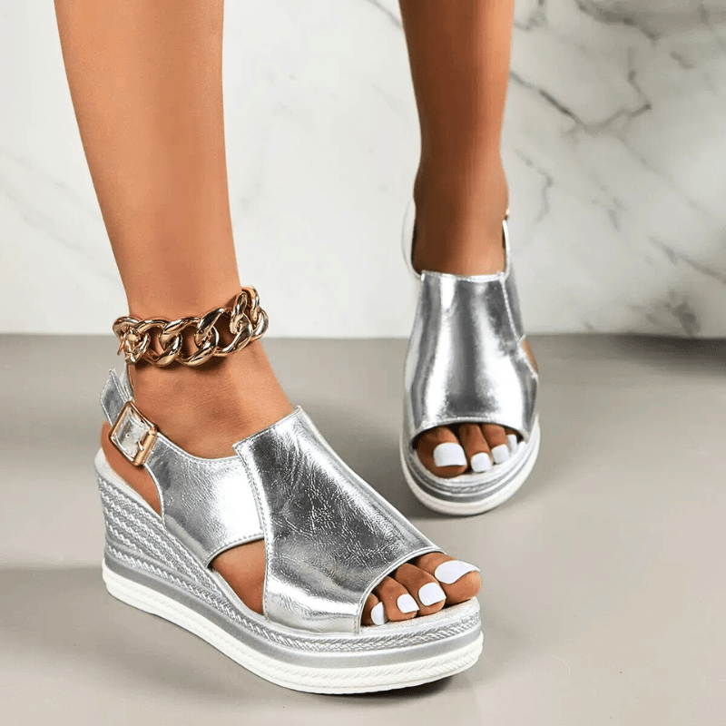 Baylie - Stijlvolle Metallic Sandalen