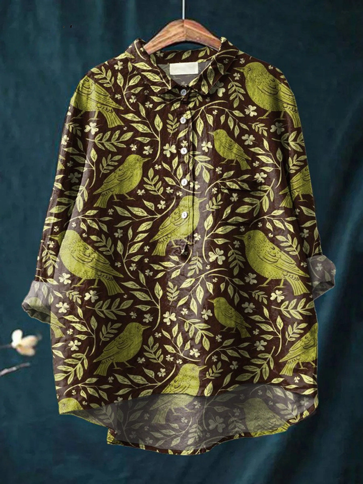 Rose | Casual vintage style t-shirt with a floral pattern