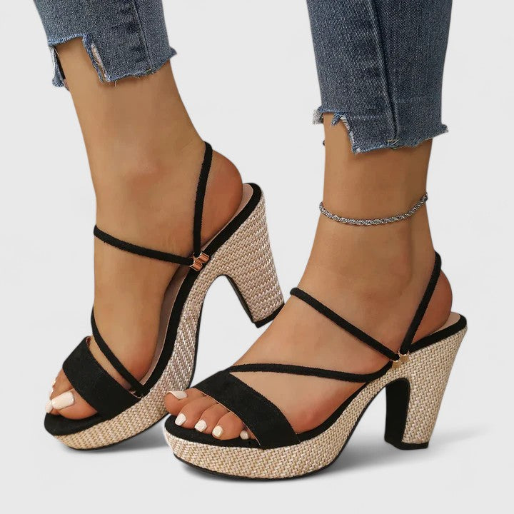 Korinna | Refined heels