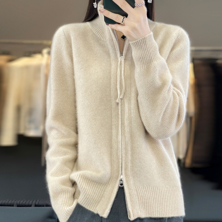 Samantha | Minimalist Zip Sweater