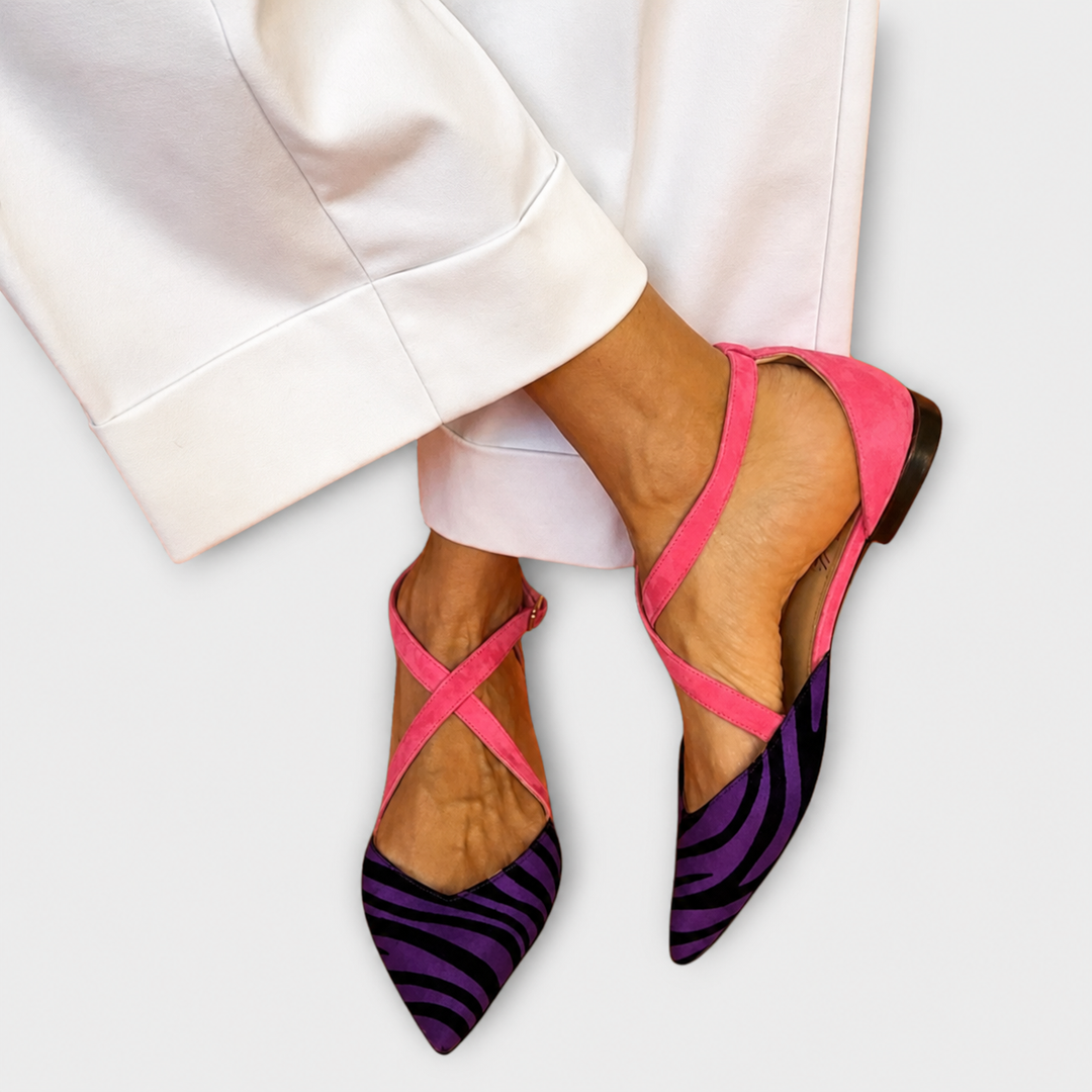 Annika | Loafers with buckle