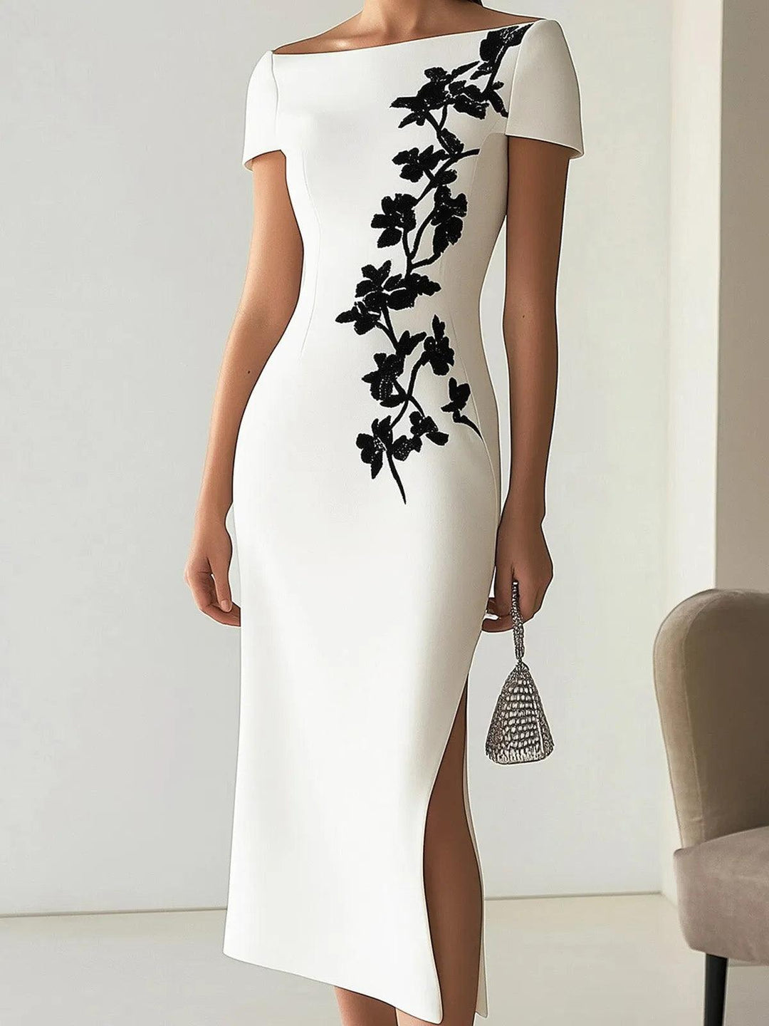 Heike | Chic midi dress with a floral print and a boat neckline