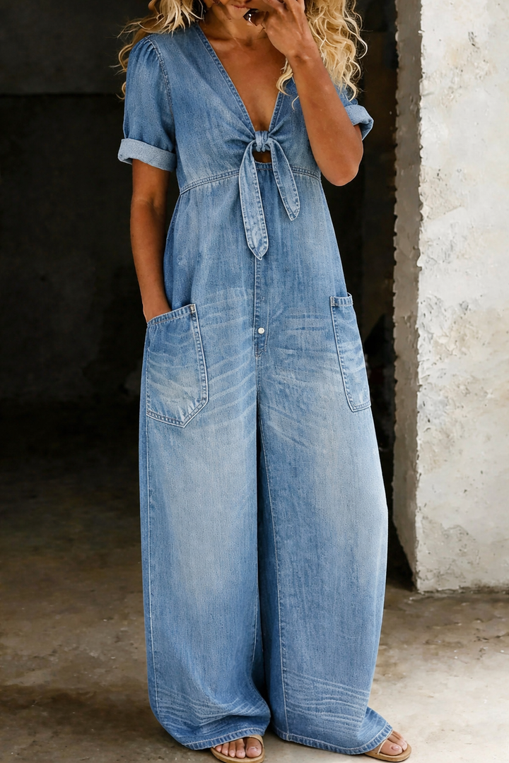 Matilda - Short Sleeve Jumpsuit with V-Neck