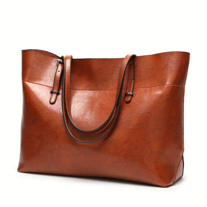 Martha | Essential and elegant handbag