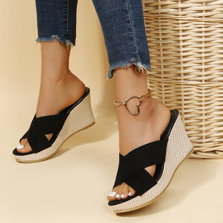 Alice Helene | Relaxed wedge sandals
