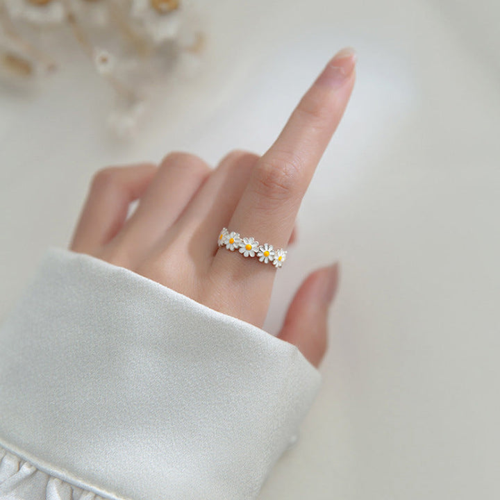 Quinn | Blooming Daisy Ring