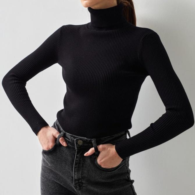 Kylie | Ribbed Turtleneck Sweater