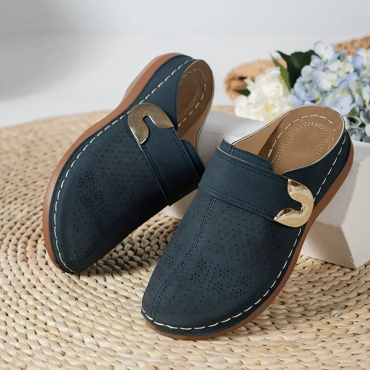Alice Josefine | Chic supportive wedge sandals