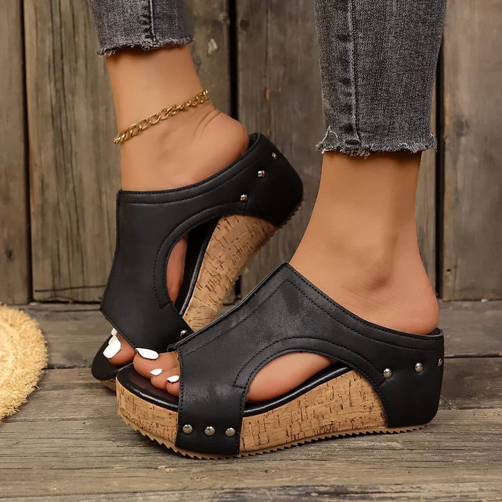 Eva Mathilde | Lumi wedge shoes with studs