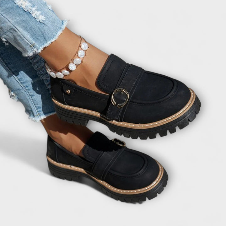 Nicole | Casual loafers with a round toe