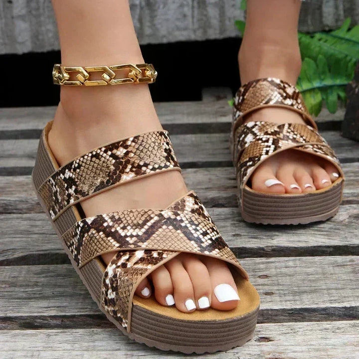 Alice Rosalie | Comfortable orthopedic sandals