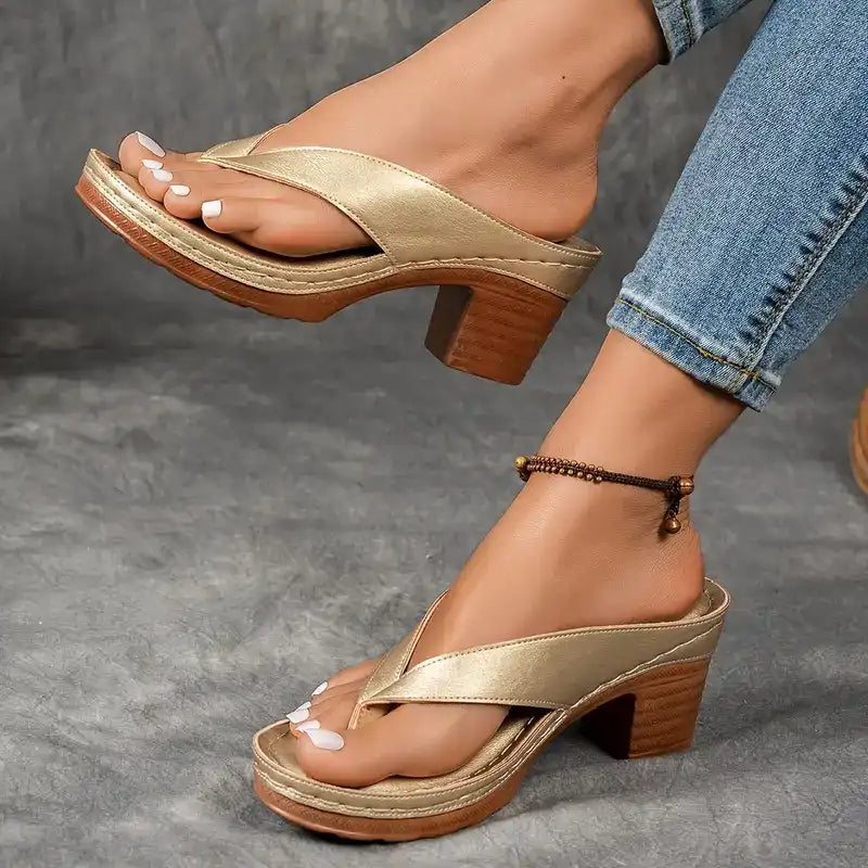 Alice Elisabeth | Elegant relaxed sandals